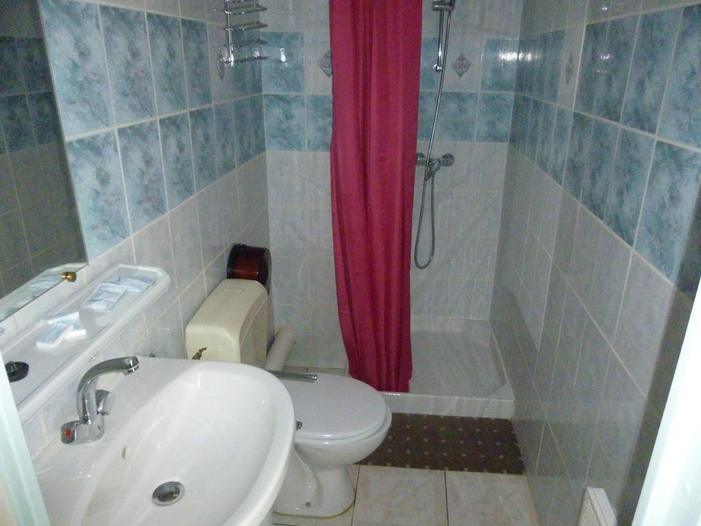 Hotel California Vichy Pokój zdjęcie