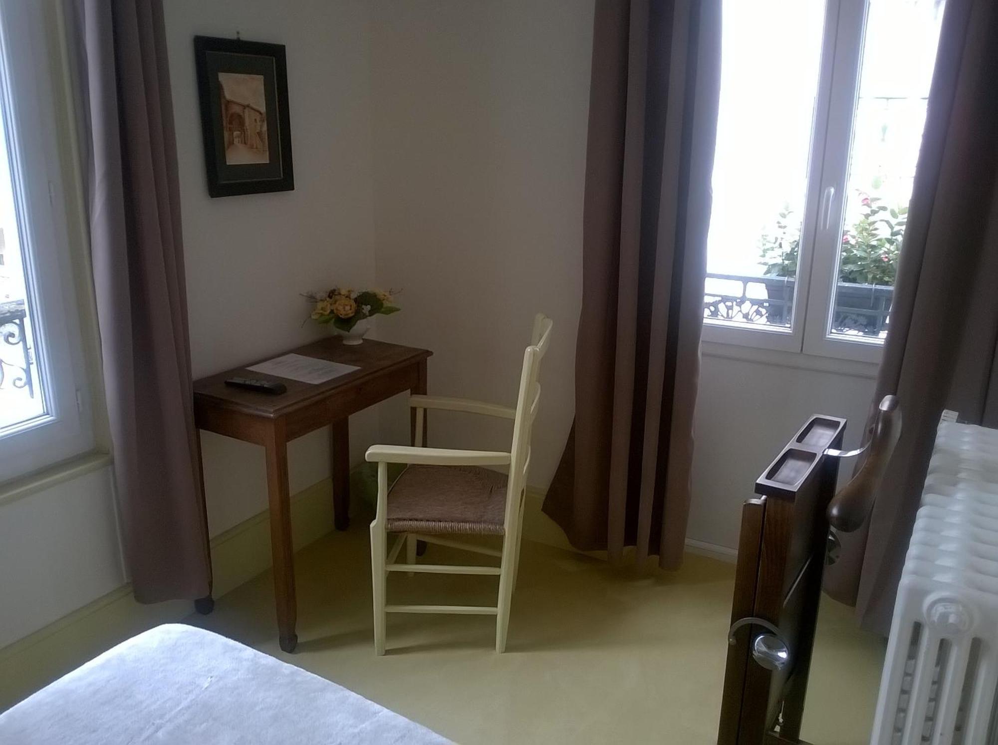 Hotel California Vichy Pokój zdjęcie