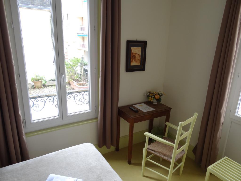 Hotel California Vichy Pokój zdjęcie