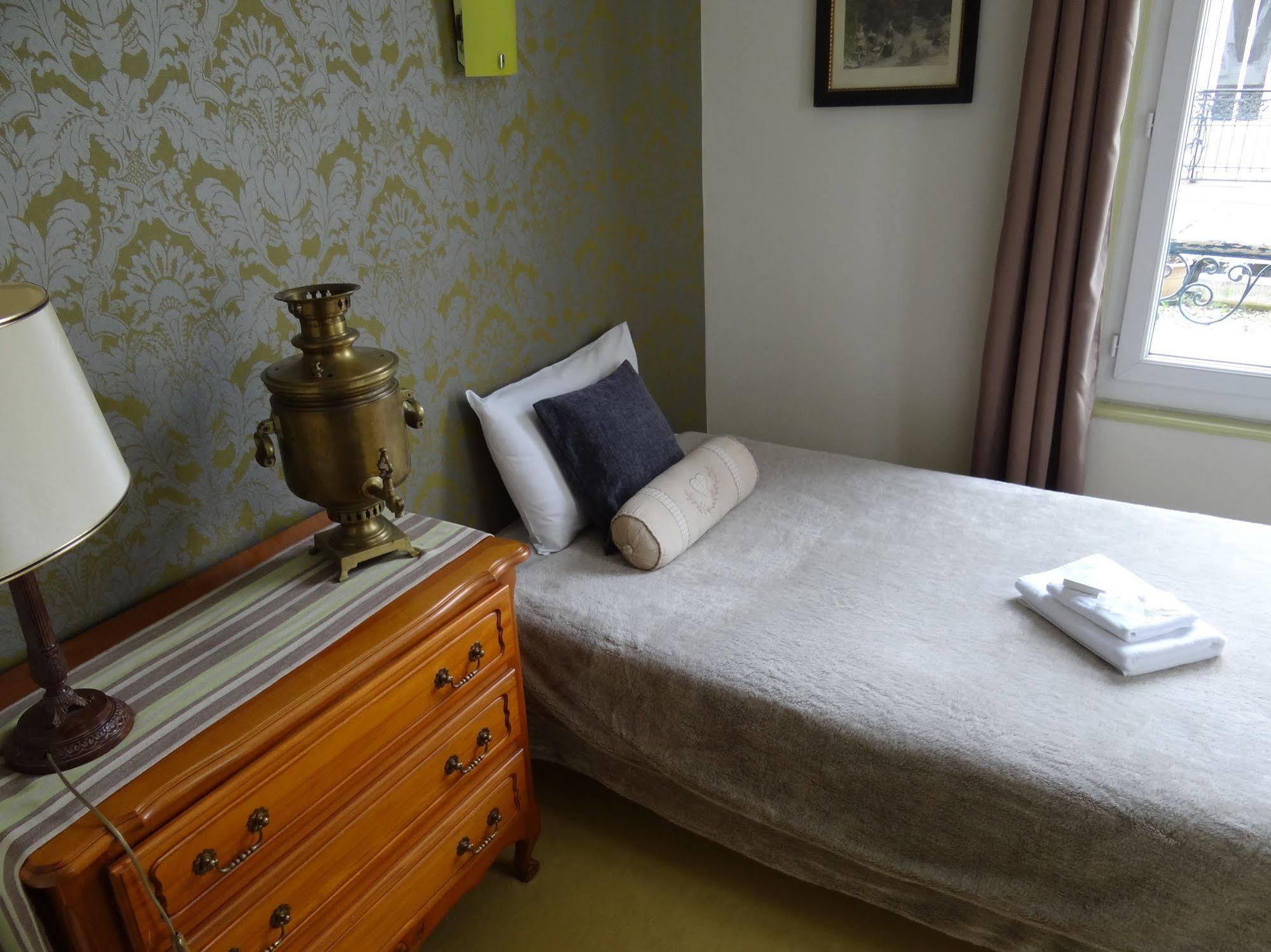 Hotel California Vichy Zewnętrze zdjęcie